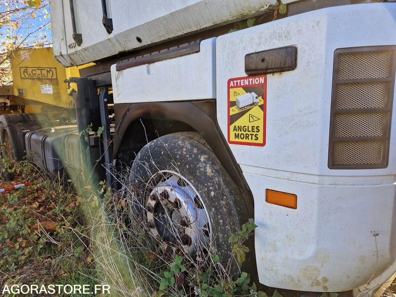 Tracteur routier Tracteur Renault - 2004 - 339927 - DD612SG