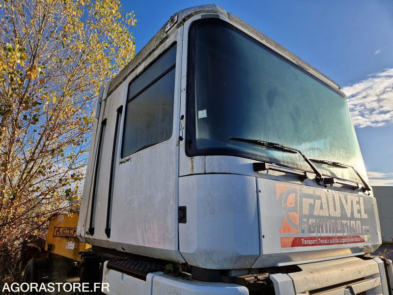 Tracteur routier Tracteur Renault - 2004 - 339927 - DD612SG