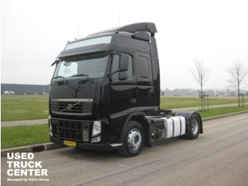 Tracteur routier Volvo FH 420 4X2T GLOBETROTTER EURO 5: photos 1