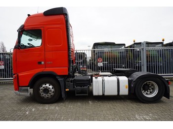 Tracteur routier Volvo FH 420 ADR 5683000KM GLOBETROTTER: photos 1