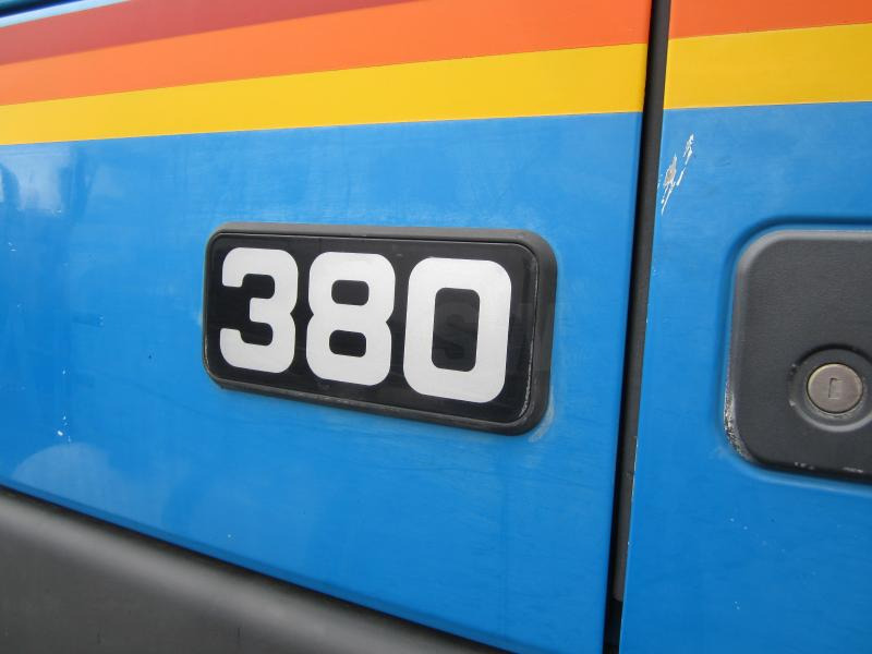 Tracteur routier Volvo FM12 380