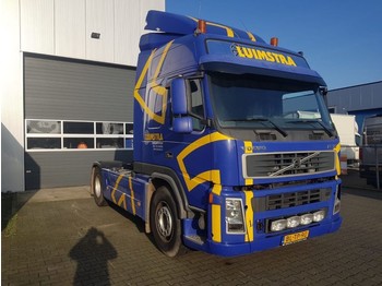 Tracteur routier Volvo FM12 420 Globetrotter: photos 1