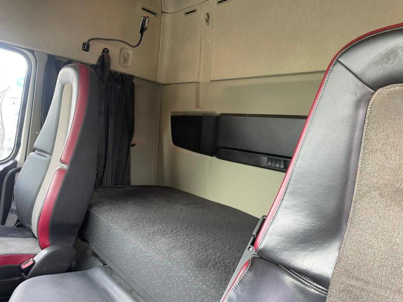 Tracteur routier Volvo FMX 460