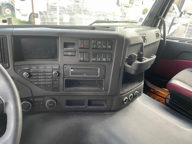 Tracteur routier Volvo FMX 460