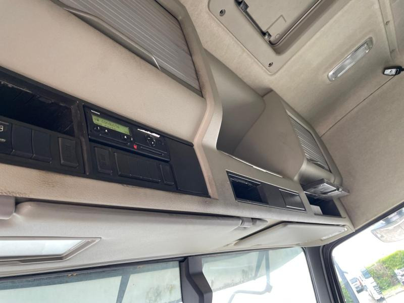 Tracteur routier Volvo FMX 460