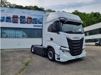 Tracteur routier IVECO S-WAY