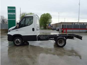 Châssis cabine IVECO Daily 35C17