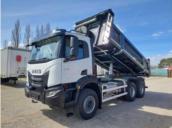 Camion benne IVECO X-WAY