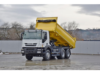 Camion benne IVECO Trakker