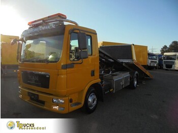 Camion porte-voitures MAN TGL 12.220