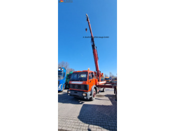 Camion grue MERCEDES-BENZ