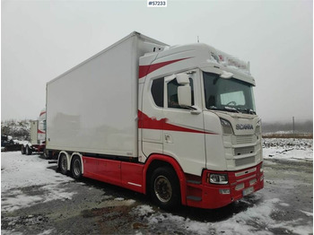 Camion fourgon SCANIA S 580