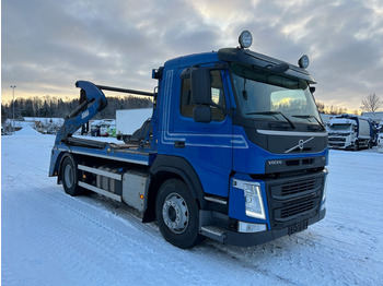 Camion porte-conteneur/ Caisse mobile VOLVO FM 330