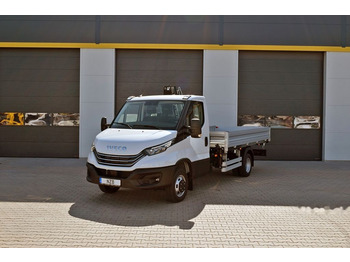 Utilitaire plateau IVECO Daily