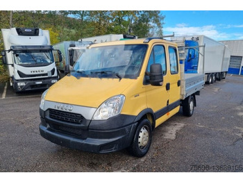 Utilitaire plateau IVECO Daily
