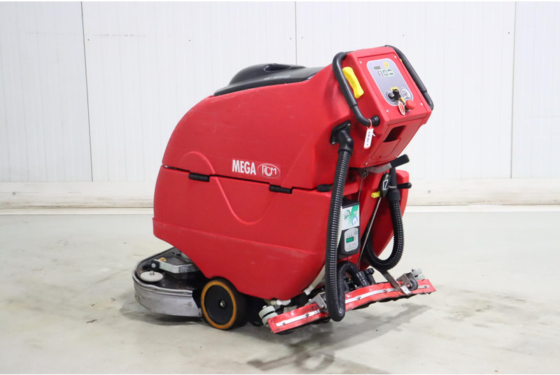 Balayeuse de voirie RCM Mega I722
