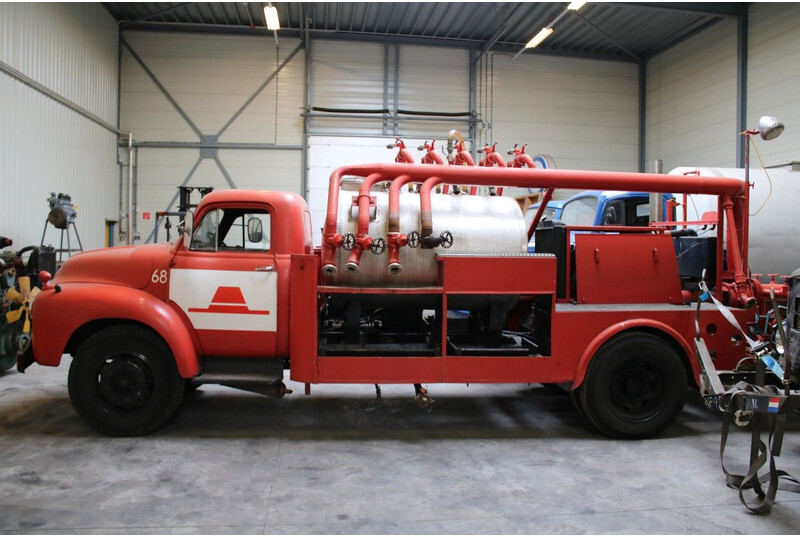 Camion de pompier Bedford 1958: photos 2