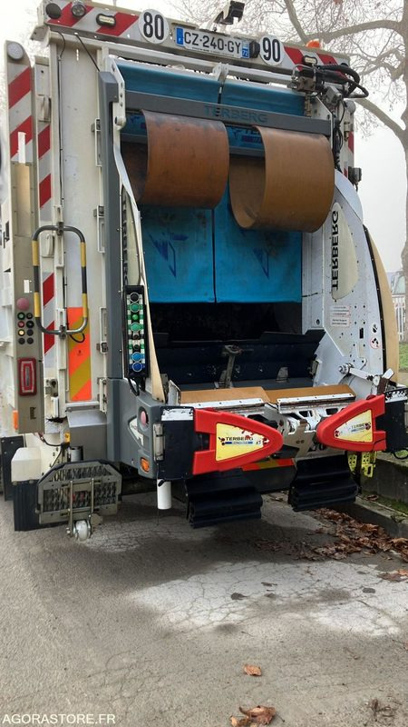 Benne à ordures ménagères BOM FAUN 19 tonnes