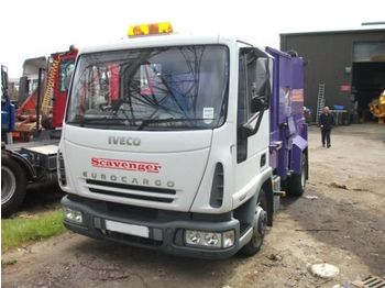 IVECO Euro Cargo
 - Benne à ordures ménagères
