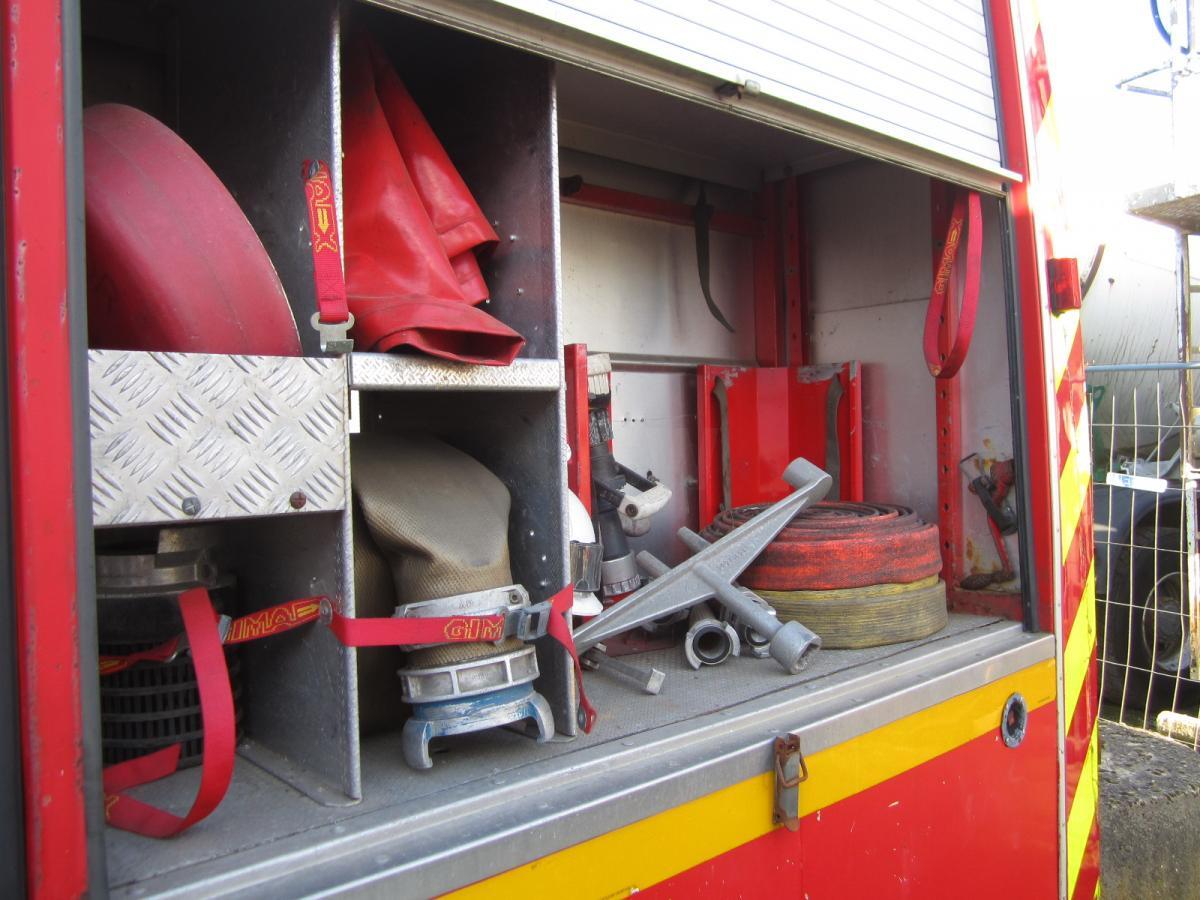 Camion de pompier Renault Gamme S 170