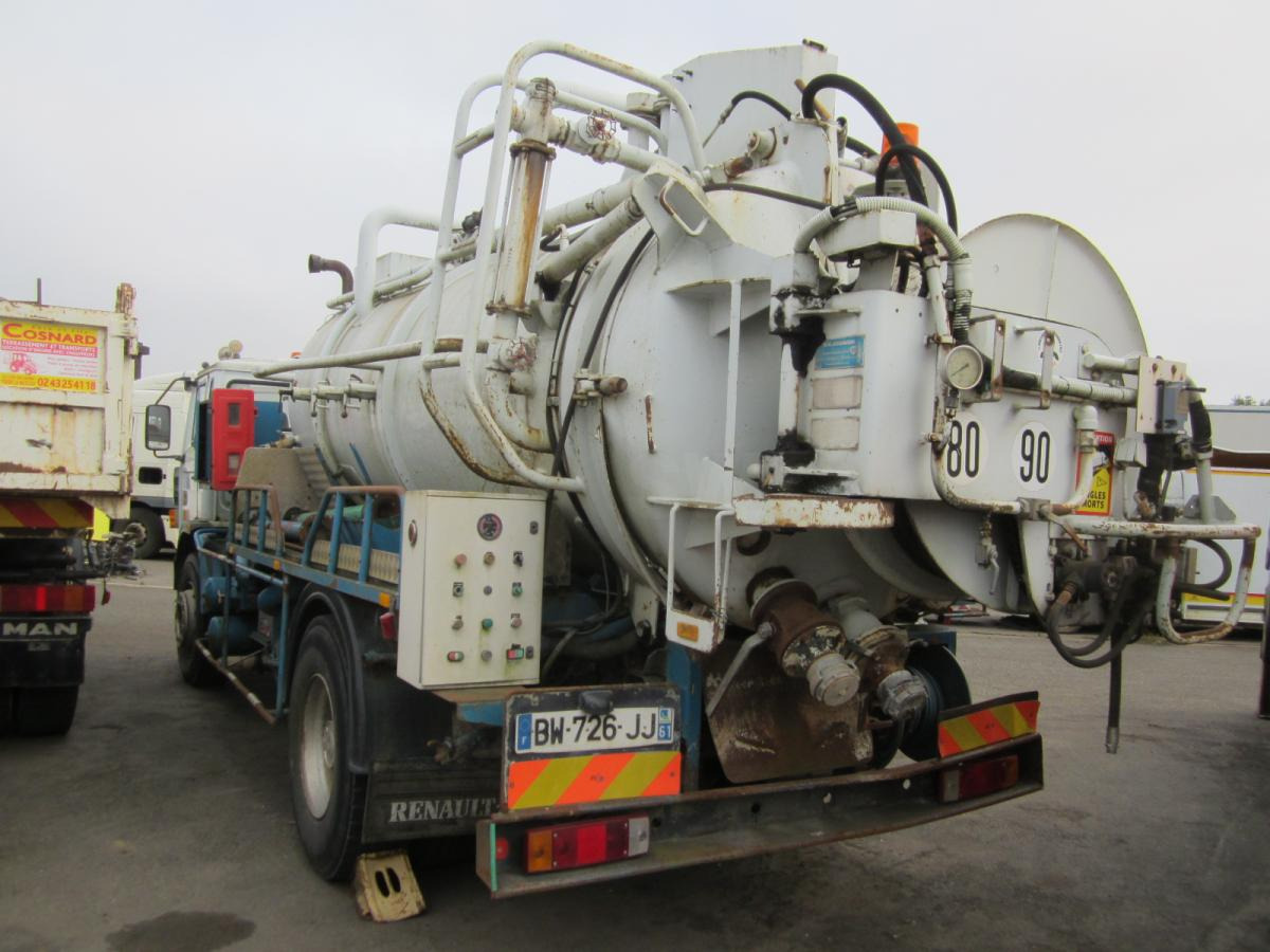 Camion hydrocureur Renault G