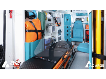 Ford Transit 410L 2023 TYPE B EMERGENCY AMBULANCE MANUAL TRANSMISSION - Ambulance: photos 3