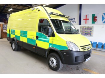 Ambulance IVECO DAILY 65C18 3.0HPI LWB HI TOP INCIDENT SUPPORT VEHICLE C/W TAIL LIFT: photos 1