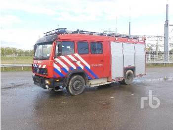 Camion de pompier MERCEDES-BENZ 1124F Crew Cab 4x2: photos 1