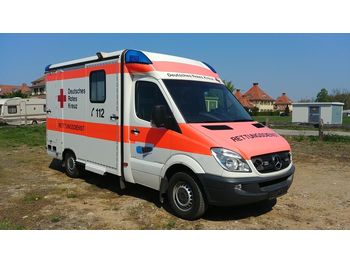 Ambulance MERCEDES-BENZ Sprinter 316: photos 1