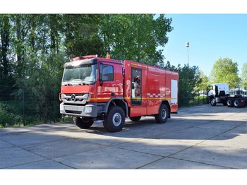 Camion de pompier Mercedes-Benz 2031 4×4 Firetruck: photos 1