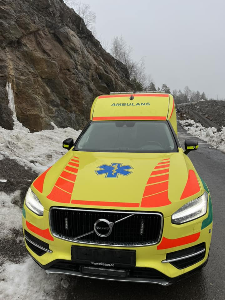 Ambulance VOLVO Nilsson XC90 D5 AWD - AMBULANCE / Krankenwagen: photos 7