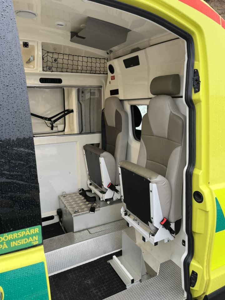 Ambulance VOLVO Nilsson XC90 D5 AWD - AMBULANCE / Krankenwagen: photos 11