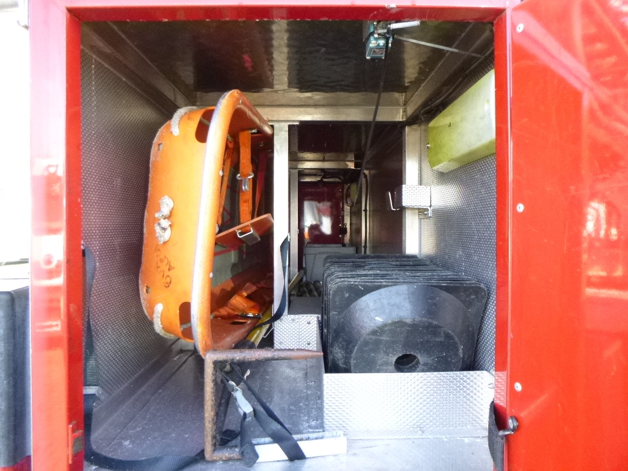 Camion de pompier Volvo FM12 6x4 RHD Bronto Skylift F32HDT Angloco fire truck: photos 19