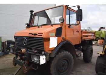 Véhicule de voirie/ spécial Mercedes-Benz Unimog U 1400