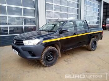 Pick-up 2018 Toyota Hilux: photos 1