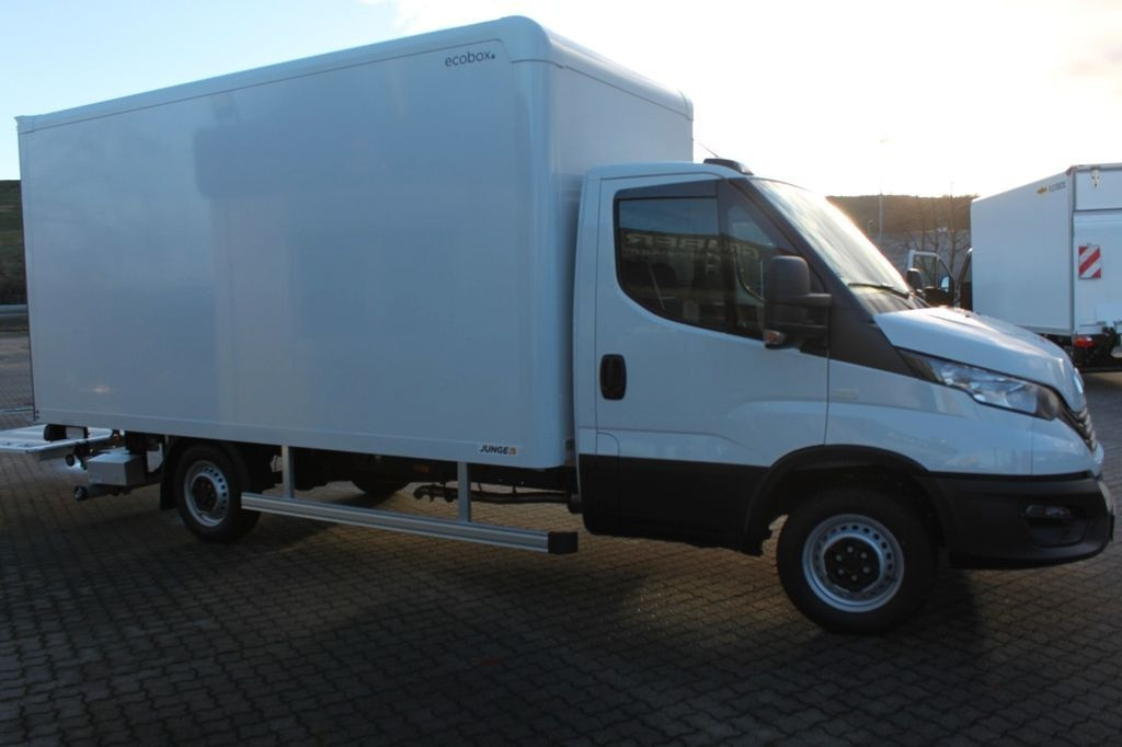 Fourgon grand volume IVECO 35S14H E Koffer + Tail lift New