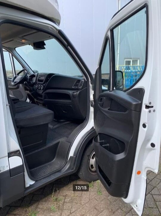 Fourgon grand volume IVECO Daily 35C16 Koffer