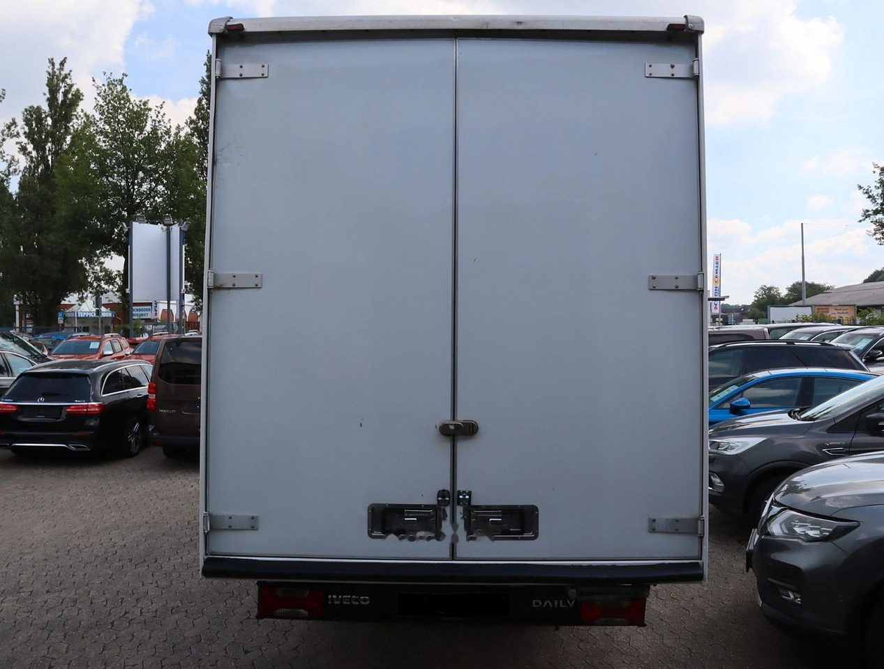 Fourgon grand volume IVECO Daily 35S14 Koffer