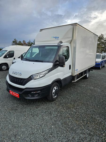 Fourgon grand volume Iveco Daily 35C16H