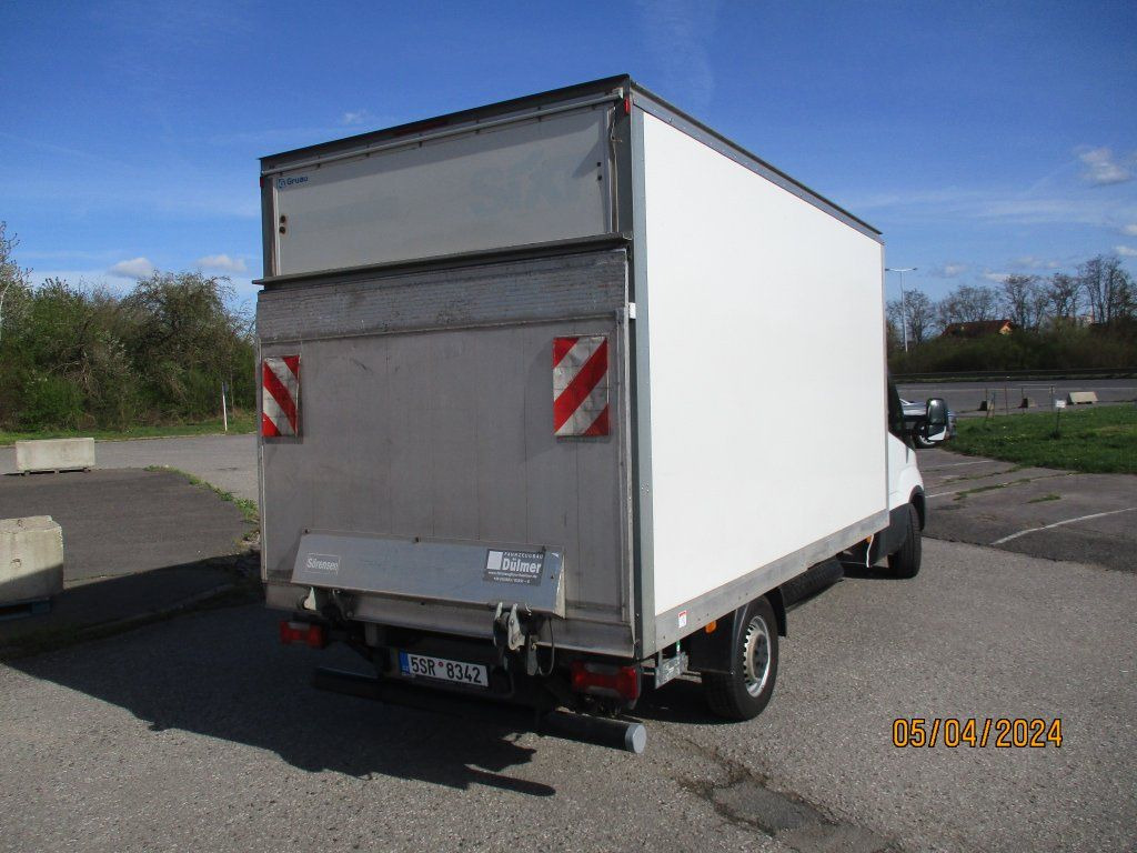 Fourgon grand volume Iveco Daily 35S16 HC