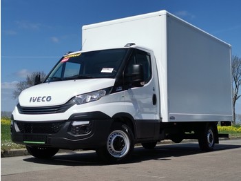 Fourgon grand volume Iveco Daily 35S16 bakwagen + laadklep