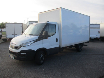 Fourgon grand volume Iveco Daily 35S16 mit LBW 