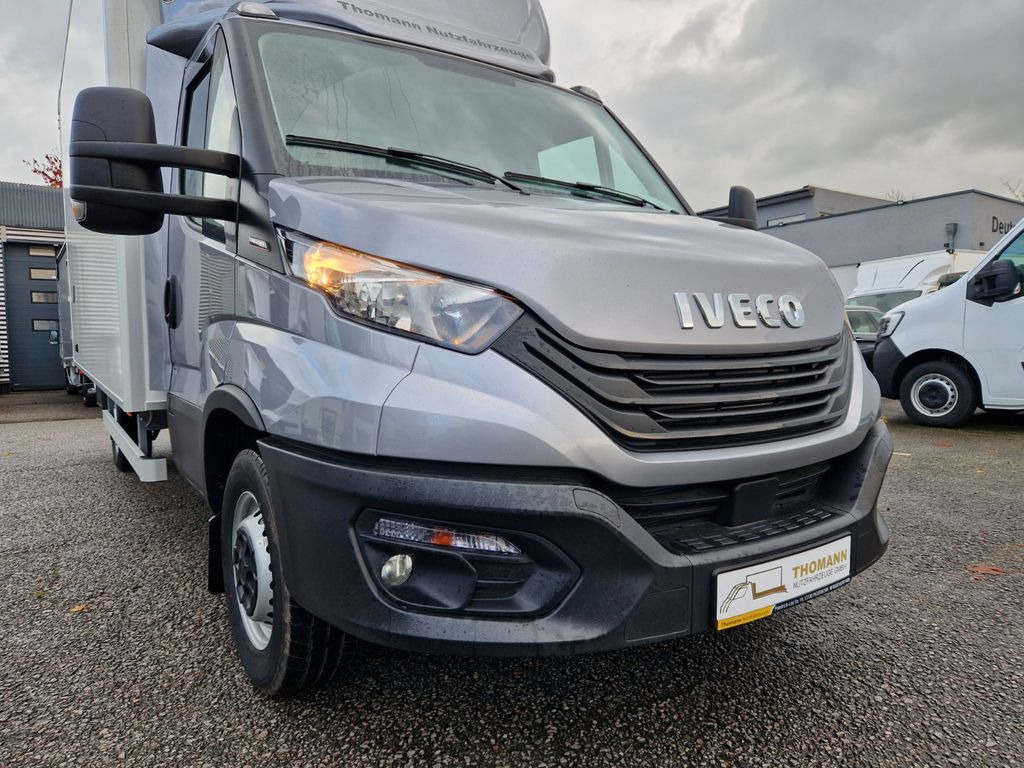 Fourgon grand volume Iveco Daily 35S18 Koffer Möbelkoffer