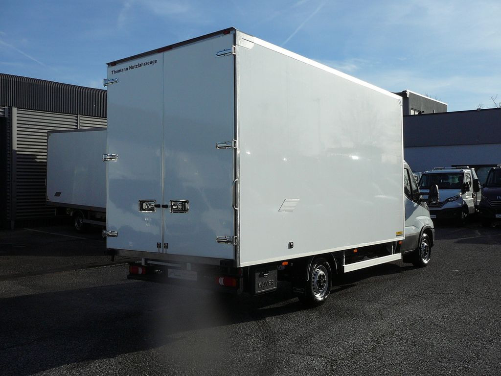 Fourgon grand volume Iveco Daily 35S18 Koffer Möbelkoffer XL Sofort!