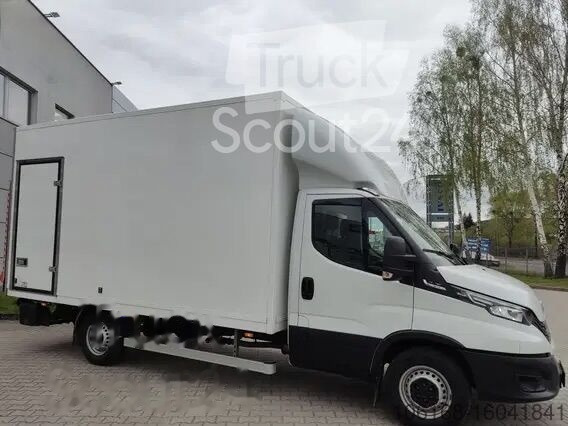 Fourgon grand volume Iveco Daily 35S18 Koffer mit LBW Automatik