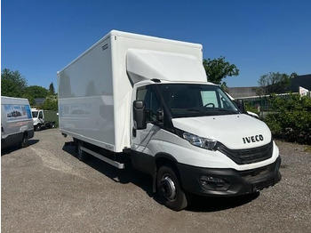 Fourgon grand volume Iveco Daily 70C18A8/P  Koffer LBW 132 kW (179 PS), ... 