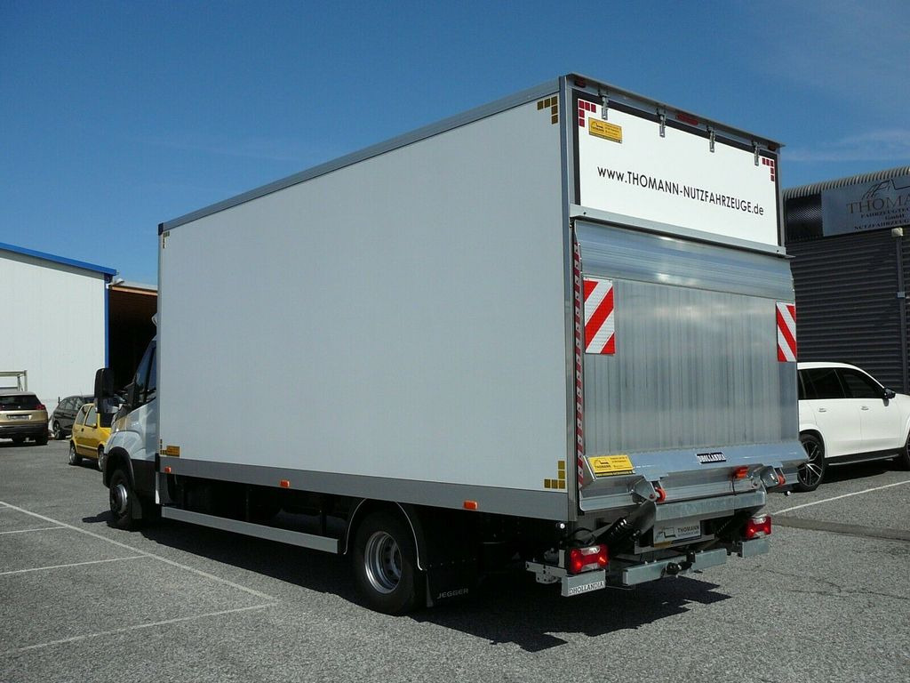 Fourgon grand volume Iveco Daily 70C18H Koffer LBW Klimaaut.