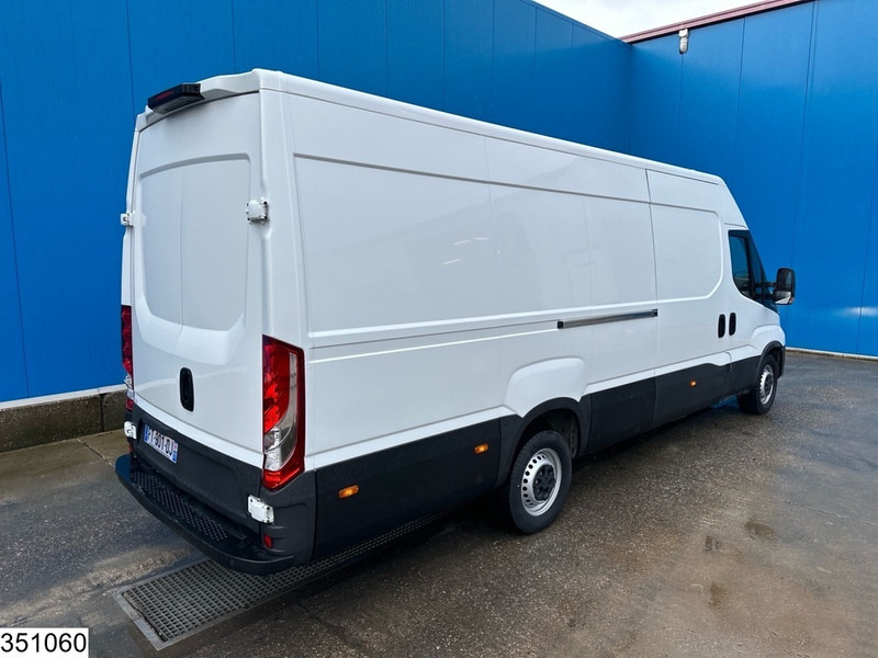 Fourgon grand volume Iveco Daily Daily 35 NP HI Matic, CNG