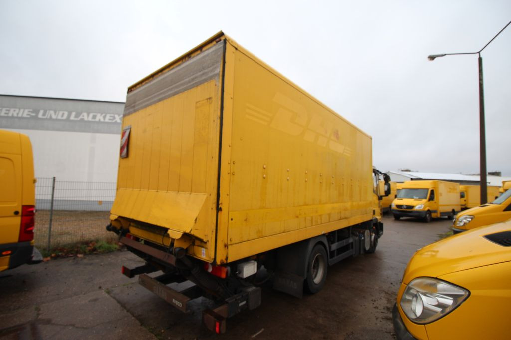 Fourgon grand volume Iveco M752/Automatik/Koffer/ 1. Hand