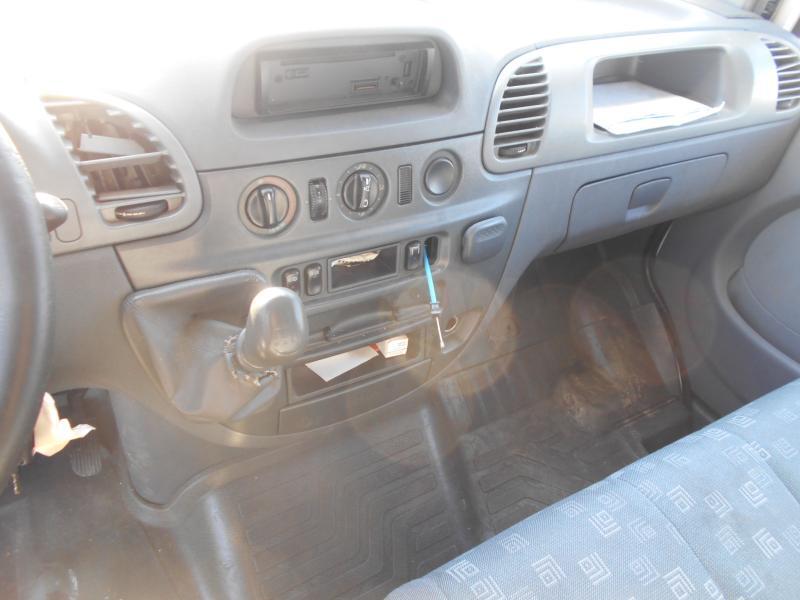 Fourgon grand volume Mercedes 411